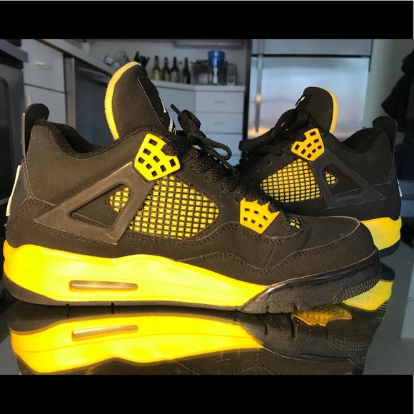 jordan 4 thunder 2012